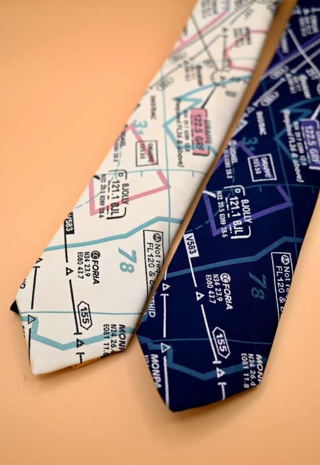 giraffe 何を選ぶか。自分に、聴けよ&移動中、アタマが冴える。|giraffe airline04/06