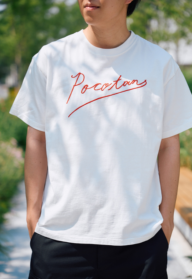 pocotan ロゴ刺繍Tシャツ