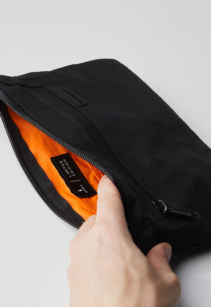 ALPAKA ZIP POUCH MAX