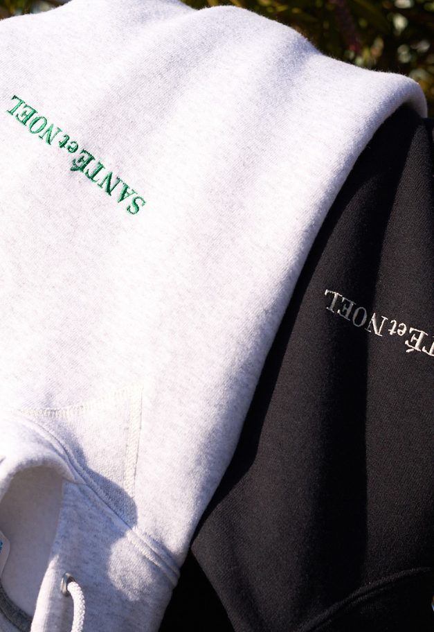 【別注 SANTÉ et NOEL限定/RESTOCK】RUSSELL ATHLETIC ロゴ刺繍スウェットフーディ