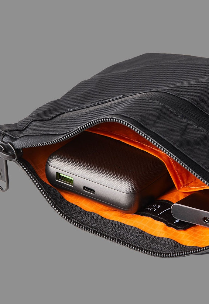 ALPAKA ZIP POUCH MAX