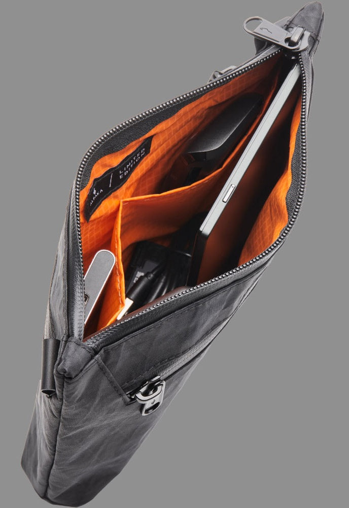 ALPAKA ZIP POUCH MAX