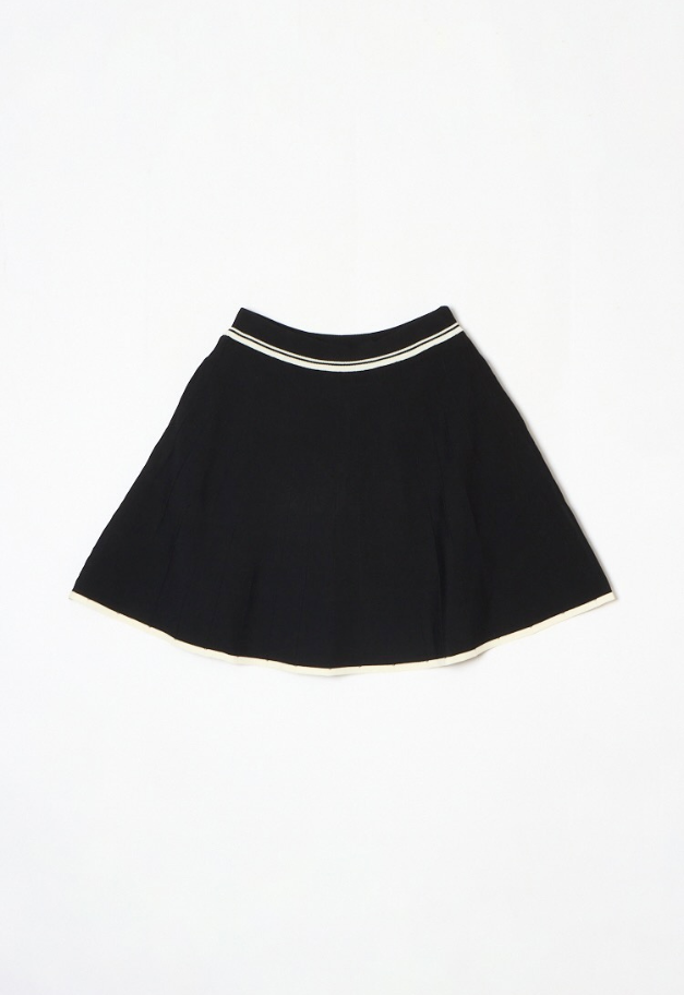 LE.NAN Urban Knit Flare Skirt