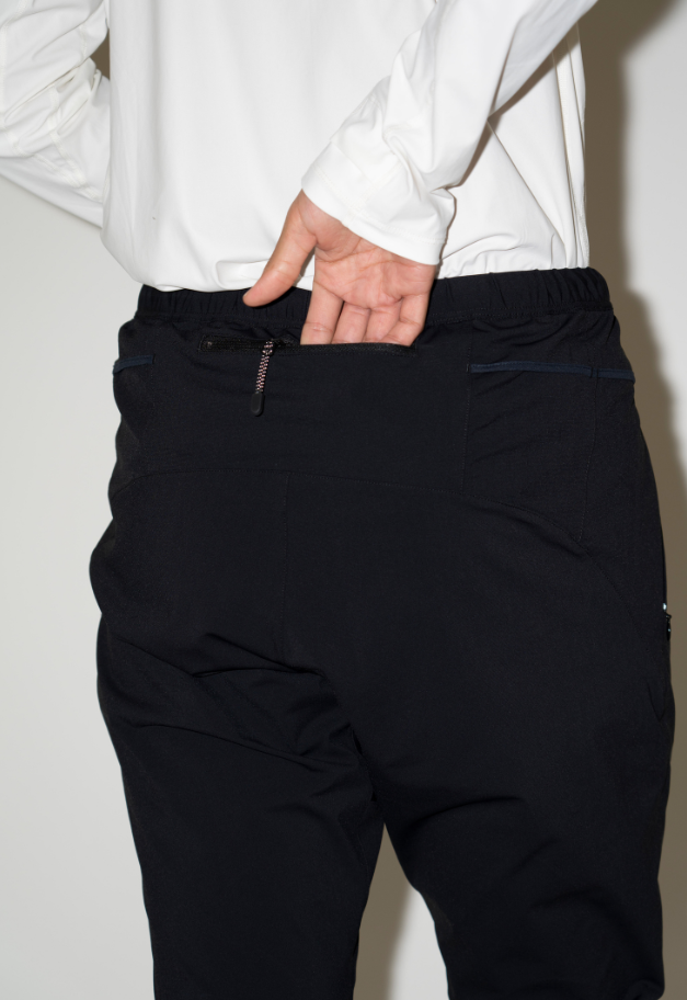 &MOSS 【クーポン割引】2WAY STRETCH TAPARED PANTS【残りM/L各1点】