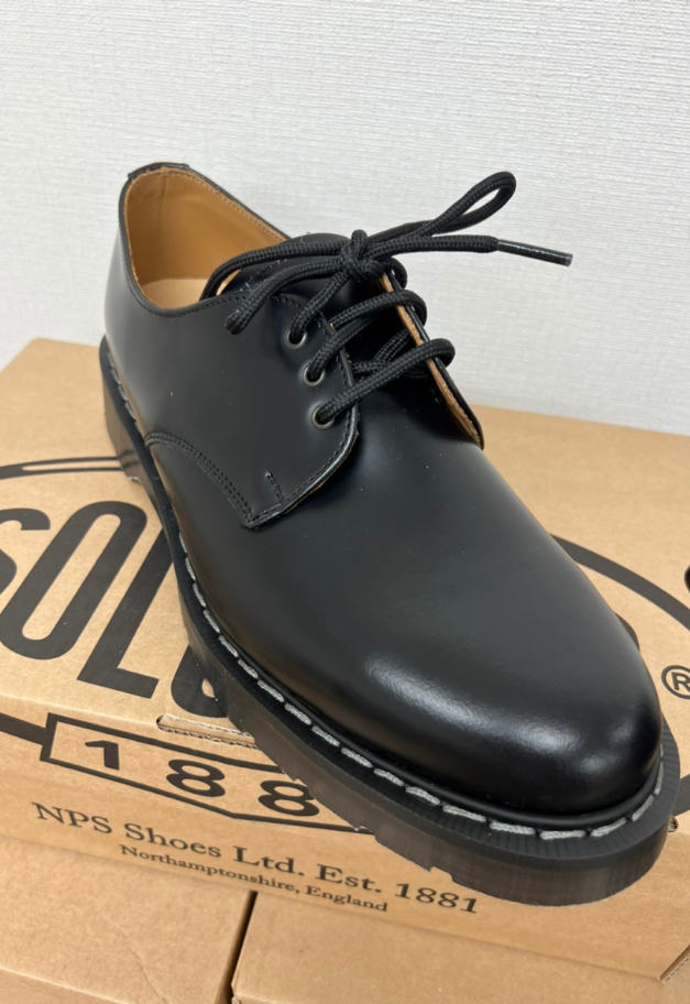 SOLOVAIR 3EYE GIBSON SHOE