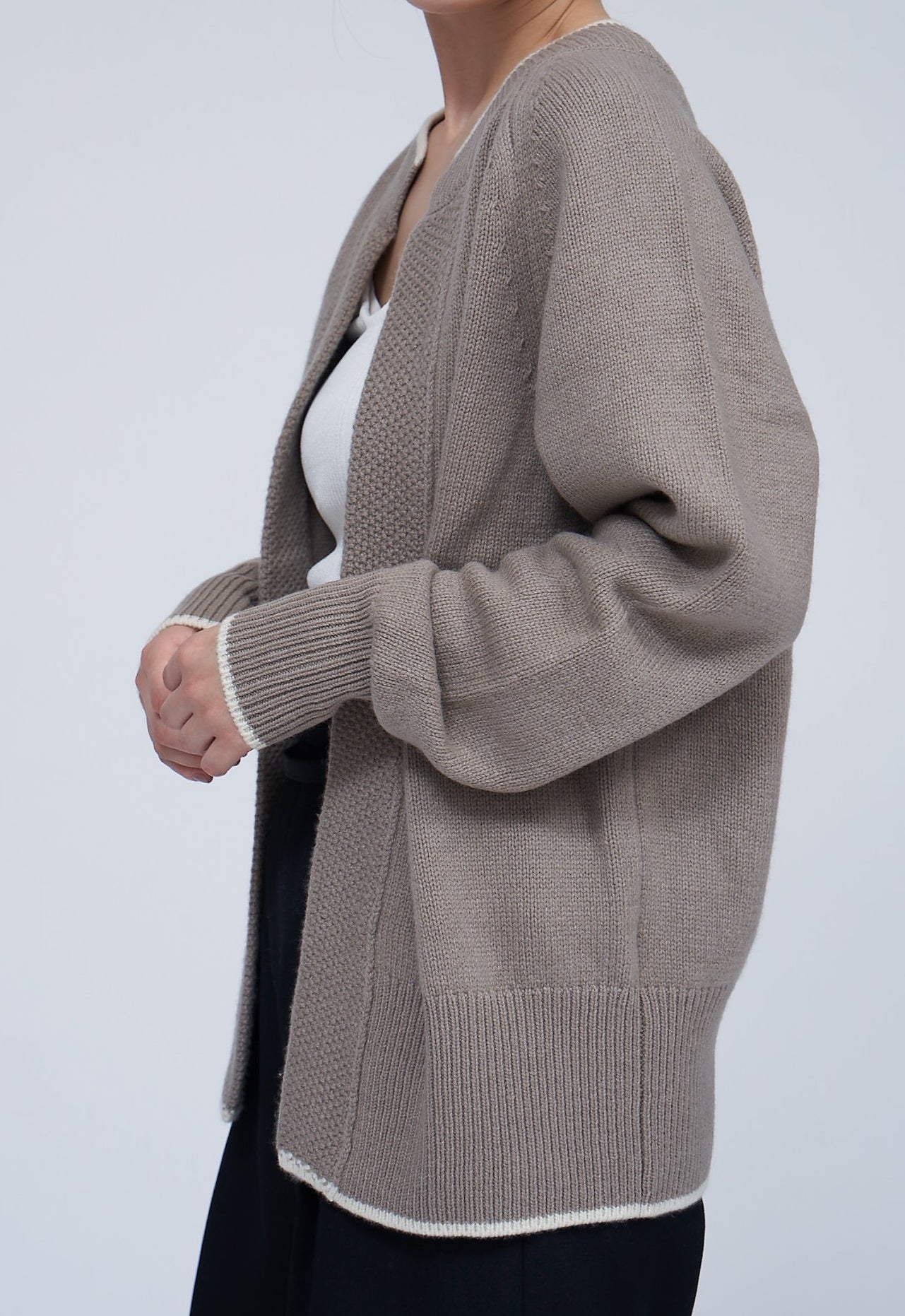 ANNUAL MOSS STITCH CARDIGAN