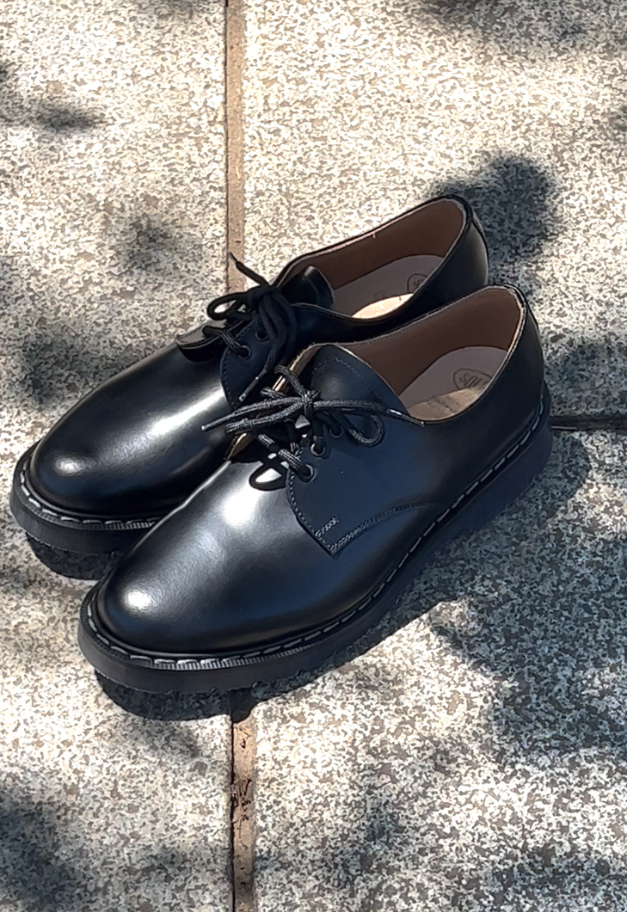 SOLOVAIR 3EYE GIBSON SHOE