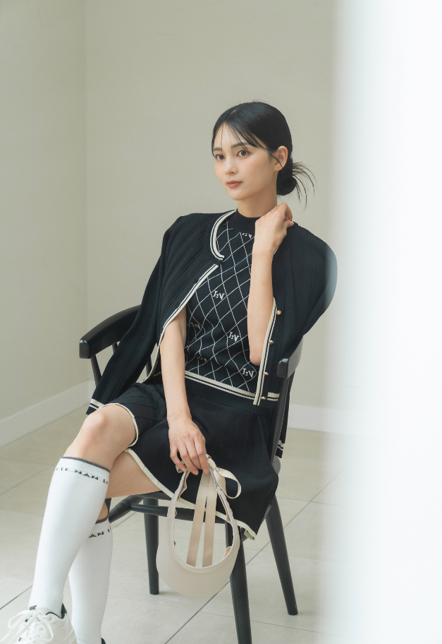 LE.NAN Urban Line Rib-knit Cardigan