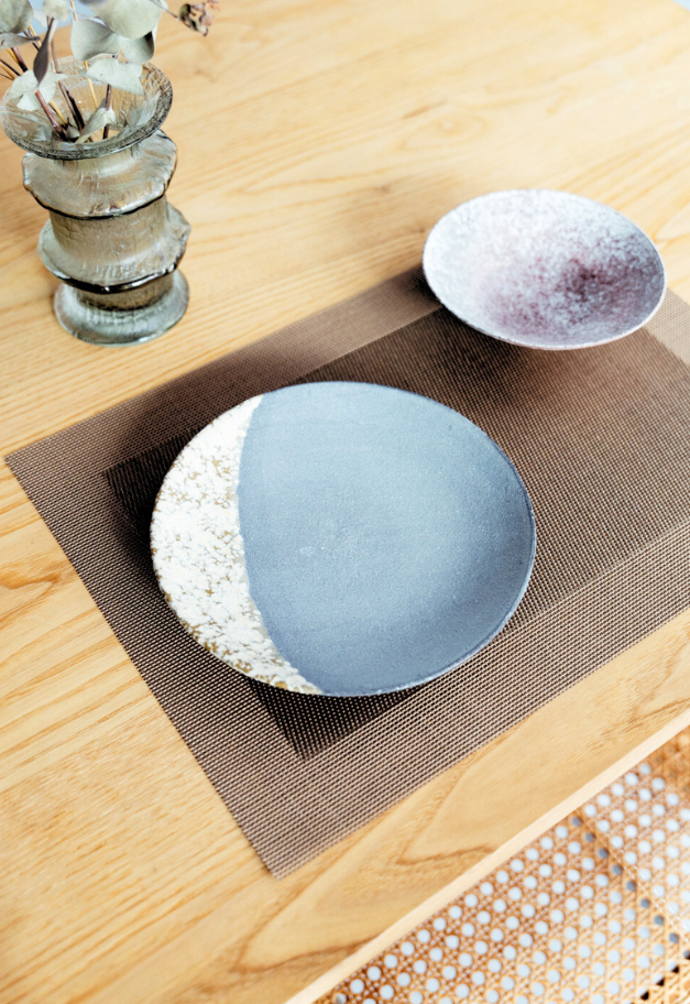 ヤマ庄陶器 ShigarakiMingei 20.5cm plate