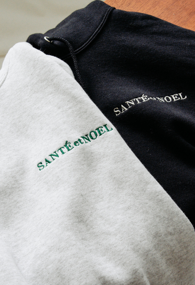 【別注 SANTÉ et NOEL限定/RESTOCK】RUSSELL ATHLETIC ロゴ刺繍スウェットフーディ