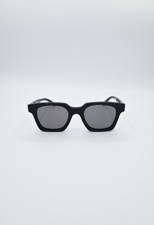 WAITING FOR THE SUN MYN E2B Black Pola Lens (Asian Fit)