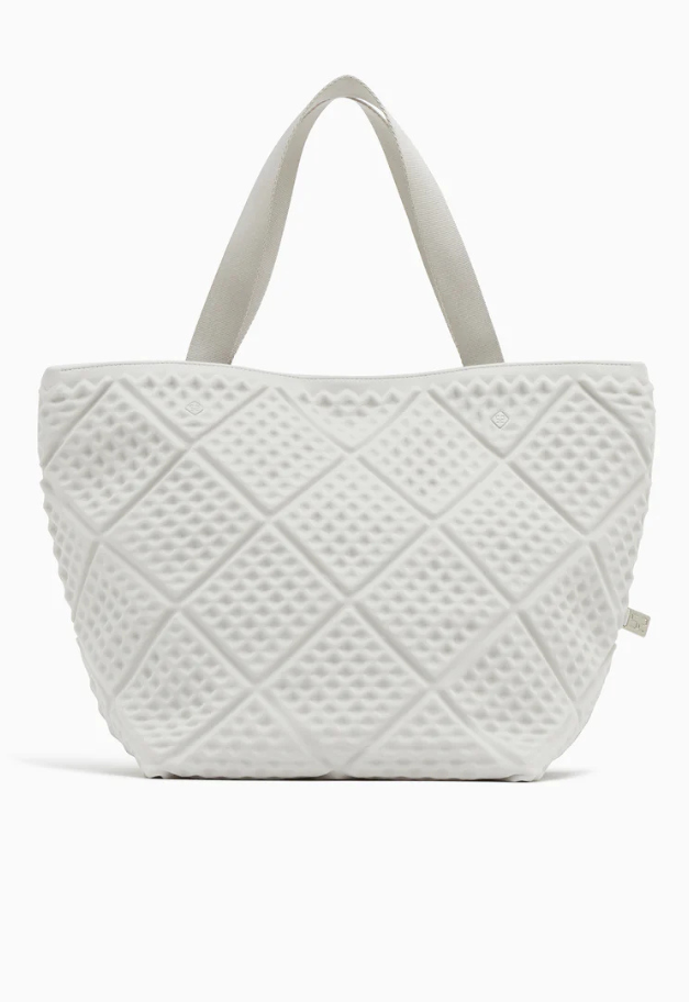 52 BY HIKARUMATSUMURA WAF-FUL TOWN TOTE