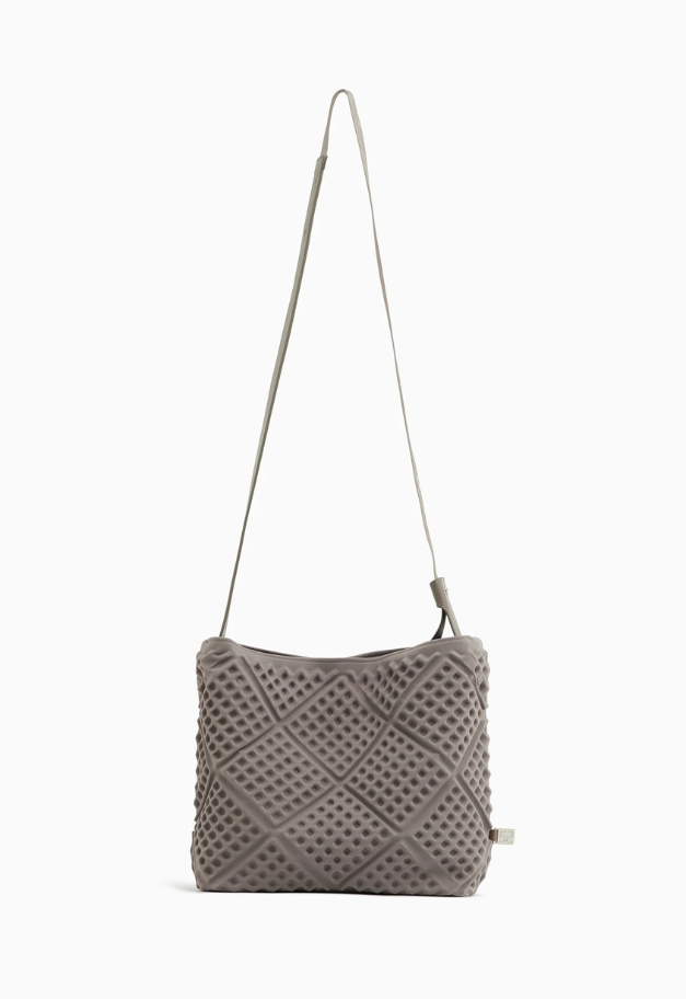52 BY HIKARUMATSUMURA WAF-FUL ONE TOTE S
