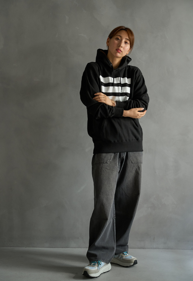 C'est Vingt-Trois CLASSIC LOGO HOODIE