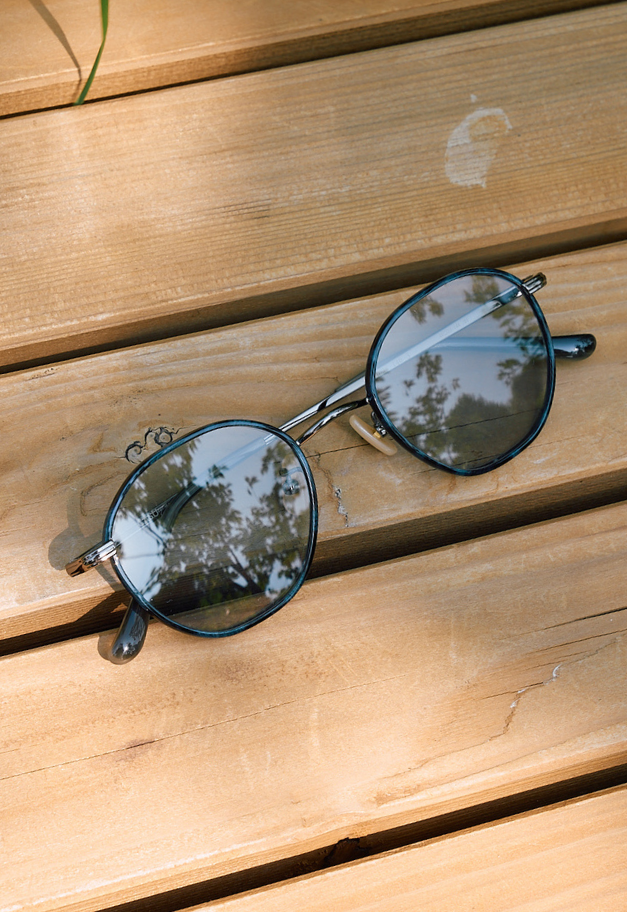 【別注 SANTÉ et NOEL限定】CASU eyewear Thomas 146 調光レンズ