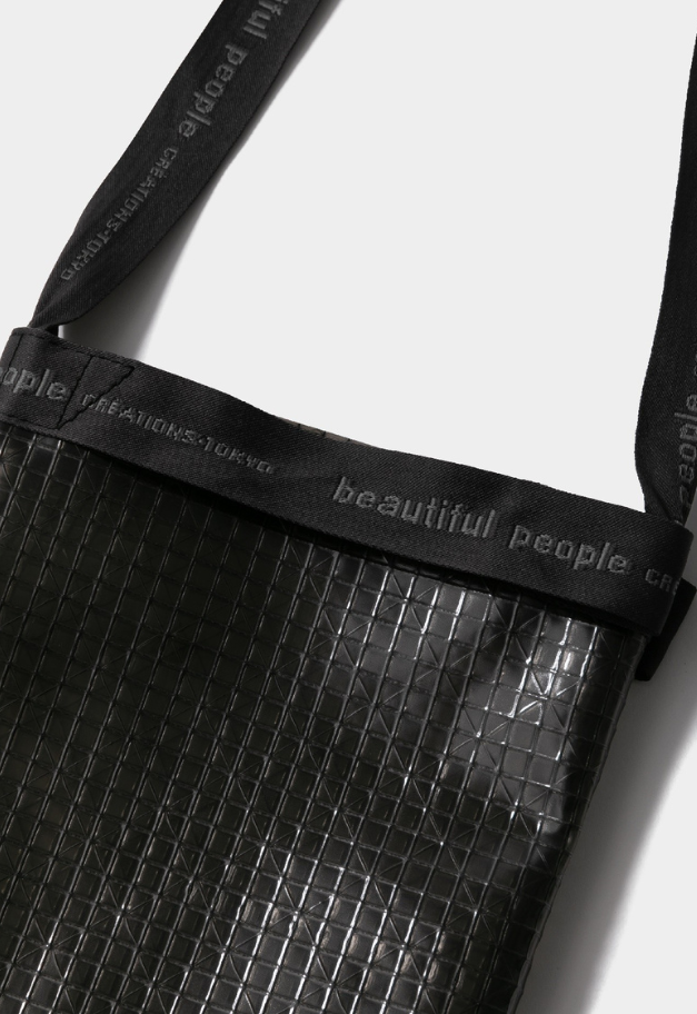 beautiful people Vinyl logo tape Sacoche bag【再入荷通知をご登録下さい】