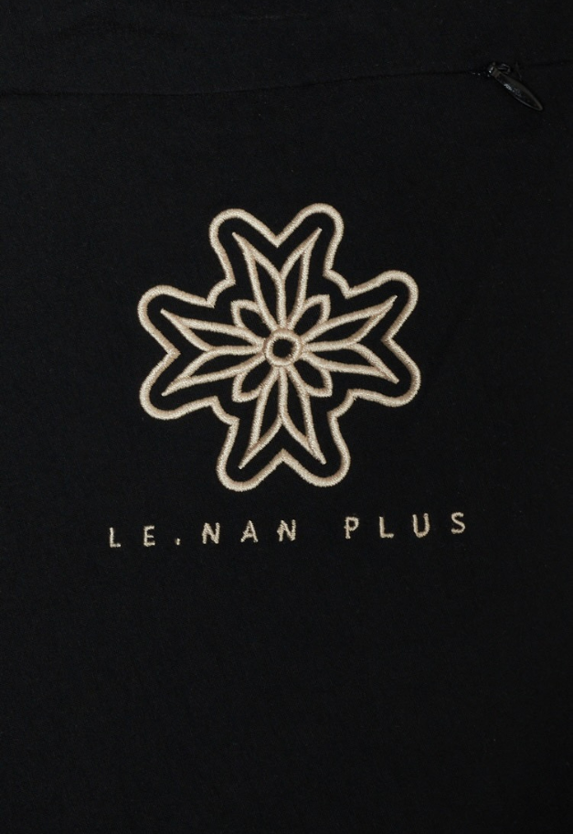 LE.NAN TWIST PANTS