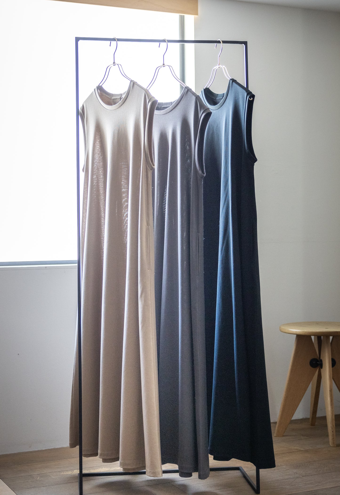 drawell バックレースアップ カットソードレス
