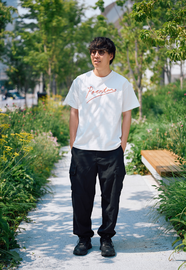 pocotan ロゴ刺繍Tシャツ