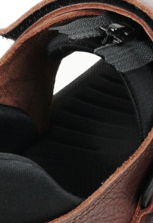 HIJACK SANDALS BUSTONG【26/26.5/27/28】
