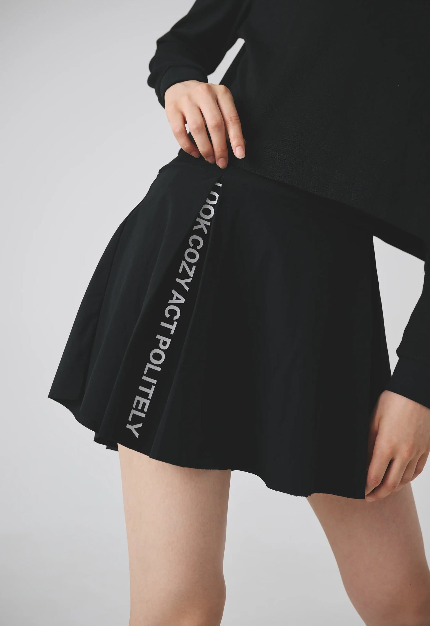 Local GOLF Stretch Nylon Golf SKIRT 【BLACK】