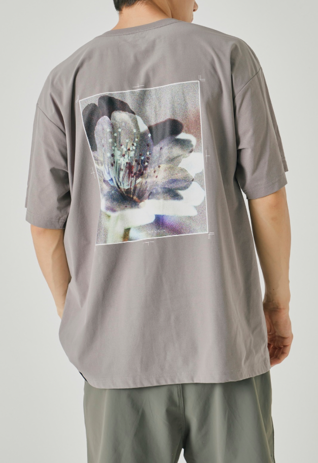 &MOSS 【クーポン割引】DRY TOUCH BACKPRINT T-SHIRTS
