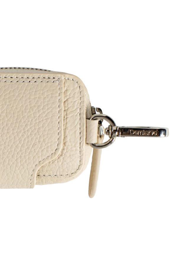 ◆[バイバック保証] DEMIU AirPods case