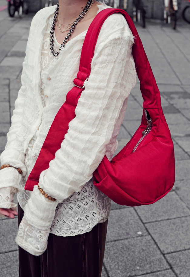 ITTI ANNIE PUFFER MINI MOON BAG/CERATO BRIGHT【予約商品】