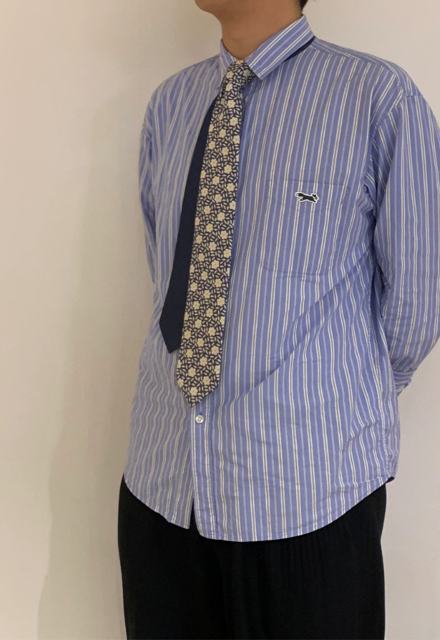 giraffe 小さな幸せを見つけて&チャーミングが、隠せない。｜リバーシブルフラワーソリッドタイ