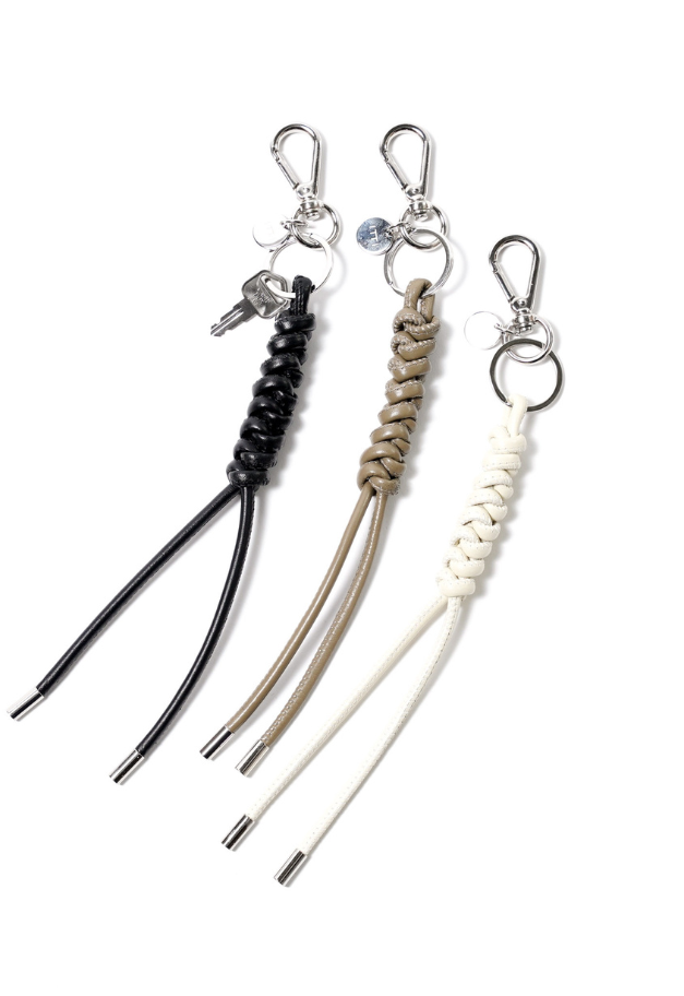 ITTI CRISTY SNAKE KNOT CHARM/STCOW【予約商品】