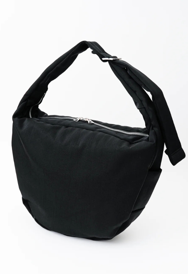 ITTI ANNIE PUFFER BIG MOON BAG/ACRYLIC CERATO BRIGHT【NEW MATERIAL/予約商品】