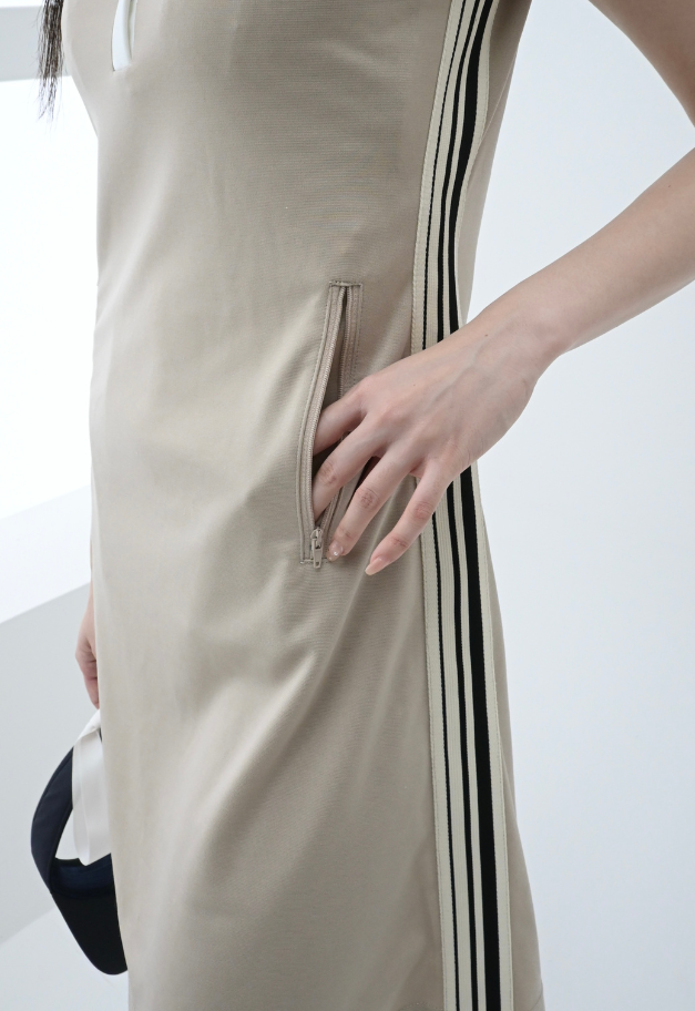 LE.NAN  Side Striped Sleeveless Golf Dress【BEIGE】