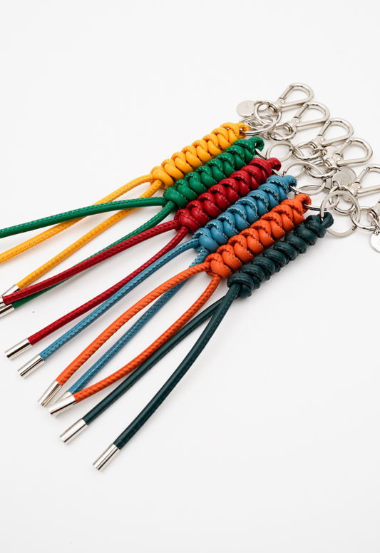 ITTI CRISTY SNAKE KNOT CHARM/STCOW【予約商品】