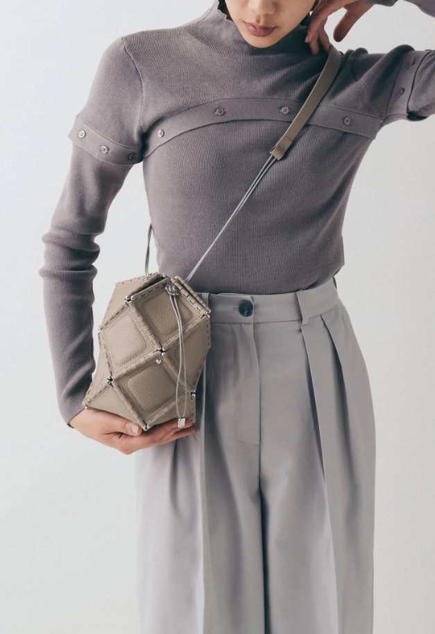 52 BY HIKARUMATSUMURA ASTERISK-Leather Medium