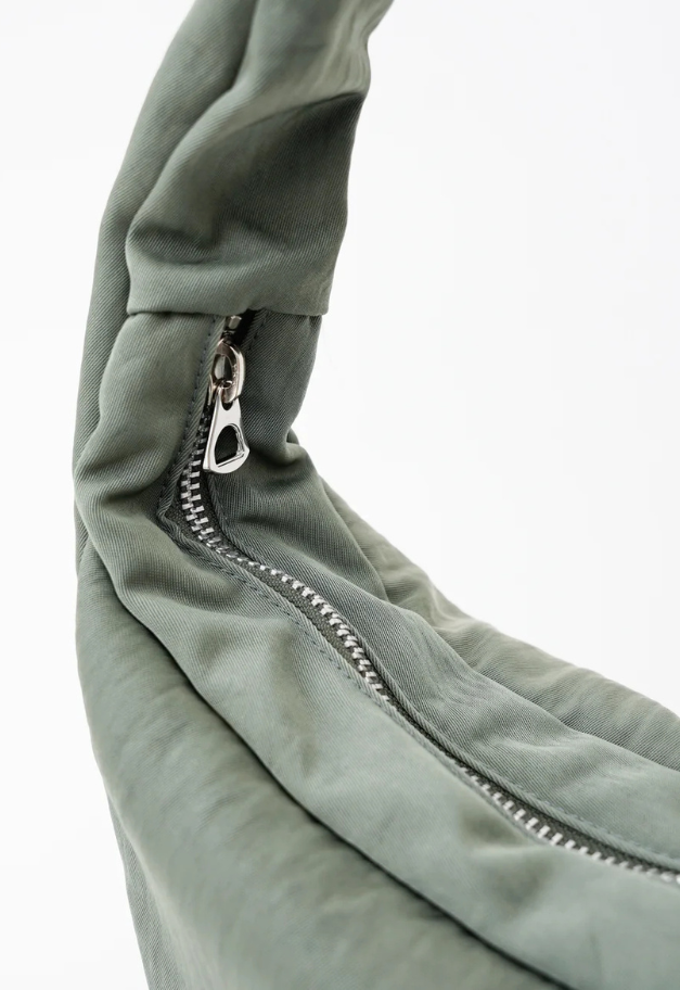 ITTI ANNIE PUFFER TOWN MOON BAG/ACRYLIC CERATO BRIGHT【NEW MATERIAL/予約商品】