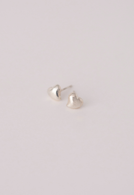 The Noetic. Heart Earrings (Silver925) 【残り1点】