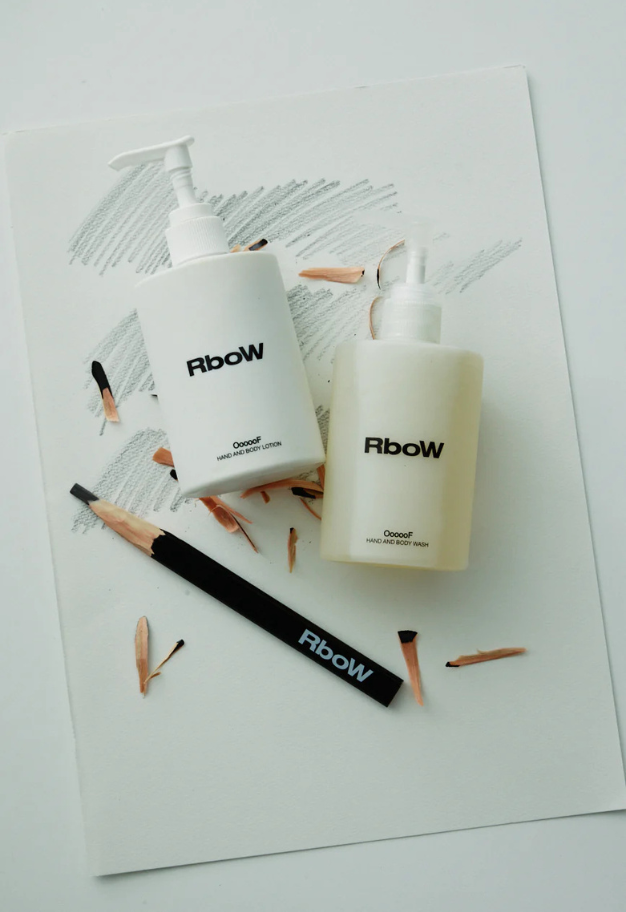 RboW (アールボウ) ハンド＆ボディローション【ウーフ】300ml