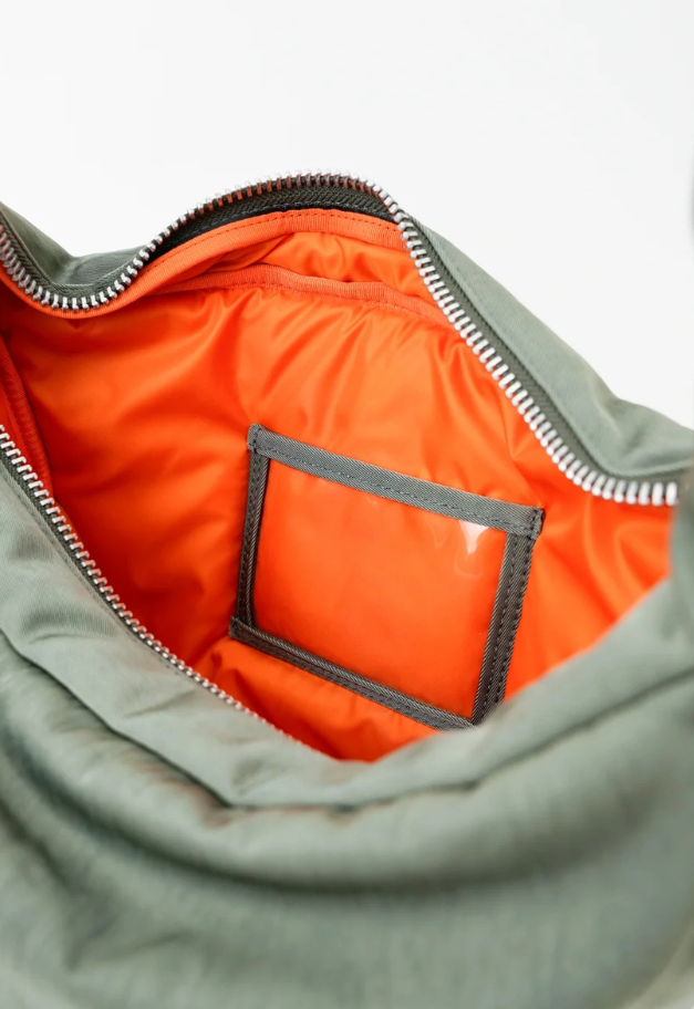 ITTI ANNIE PUFFER TOWN MOON BAG/ACRYLIC CERATO BRIGHT【NEW MATERIAL/予約商品】