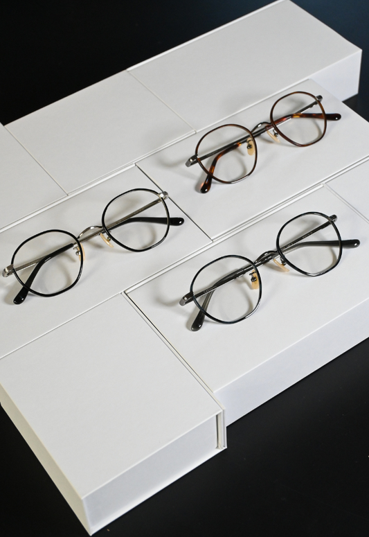 【別注】CASU eyewear Thomas 146 調光レンズ