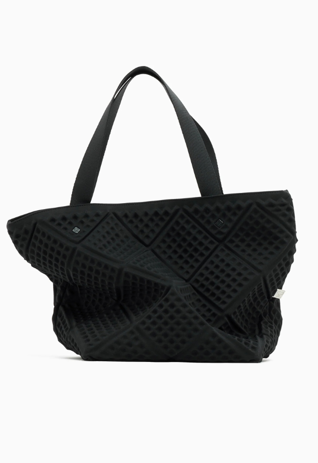 52 BY HIKARUMATSUMURA WAF-FUL TOWN TOTE