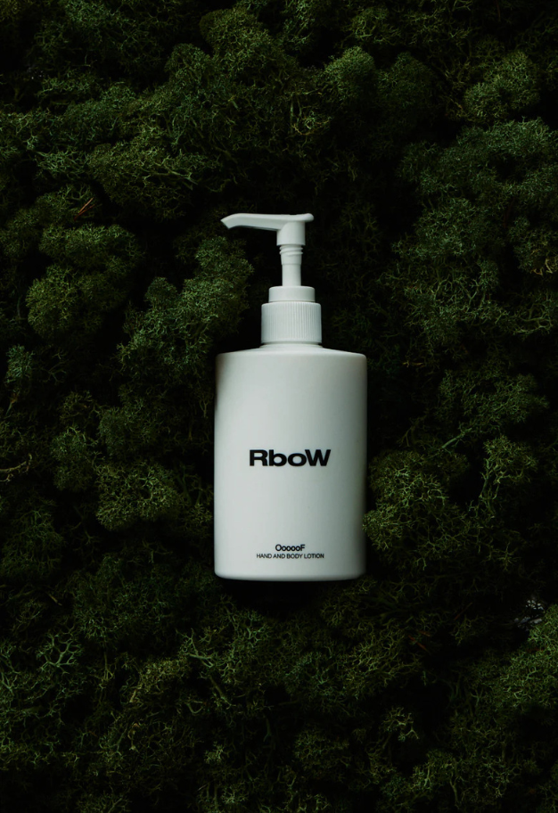 RboW (アールボウ) ハンド＆ボディローション【ウーフ】300ml