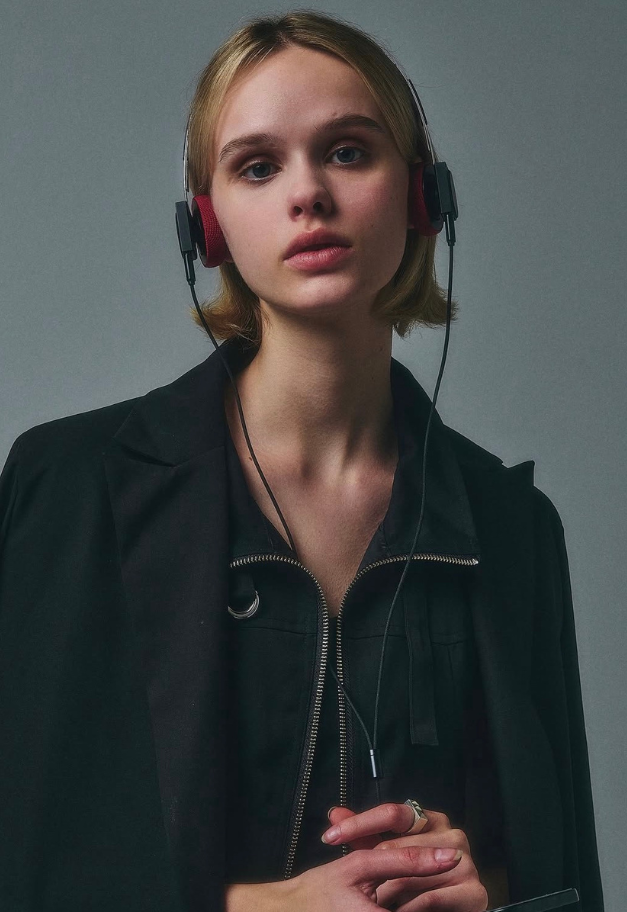 km5 Lightwear Headphones Hp1