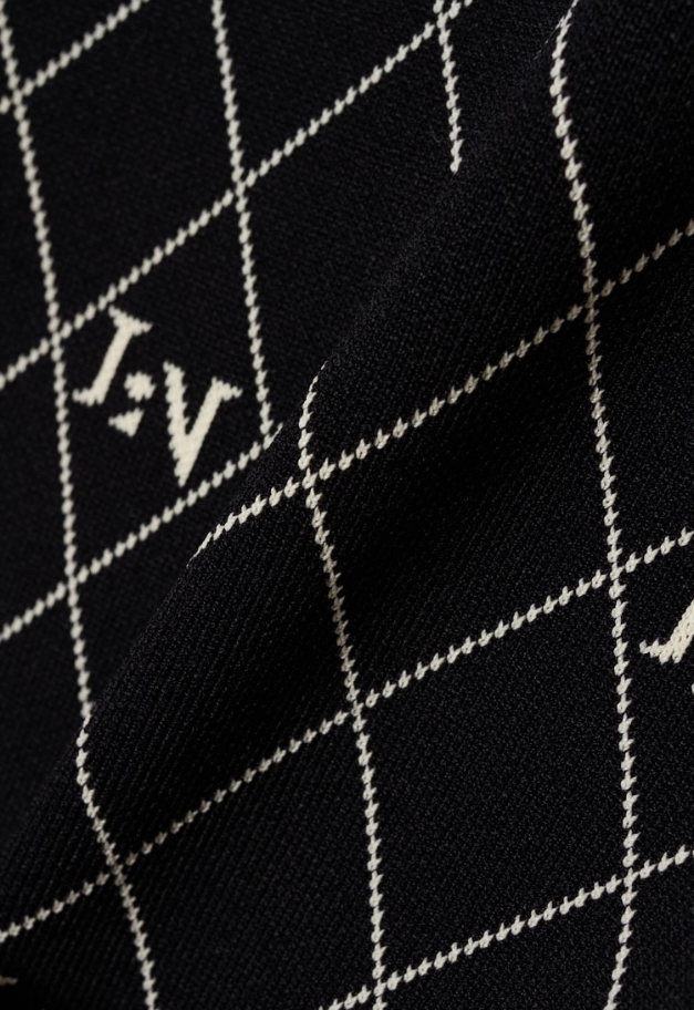 LE.NAN Logo Mock-neck Sleeveless Knit