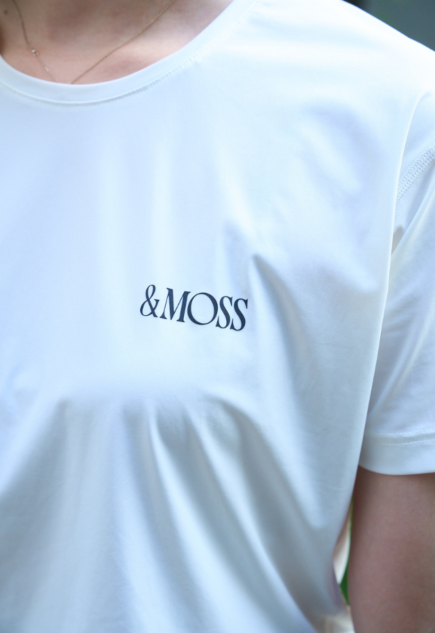 &MOSS SMOOTH TOUCH CROPPED T-SHIRTS【BLACK/WHITE 残りわずか】