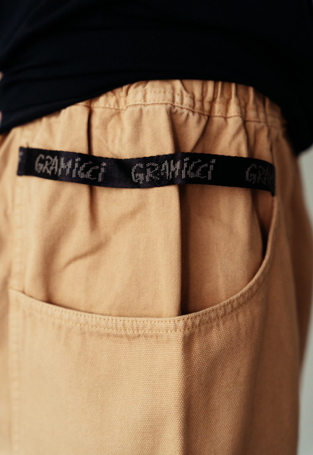 GRAMICCI GADGET PANT【BLACK/CHINO】