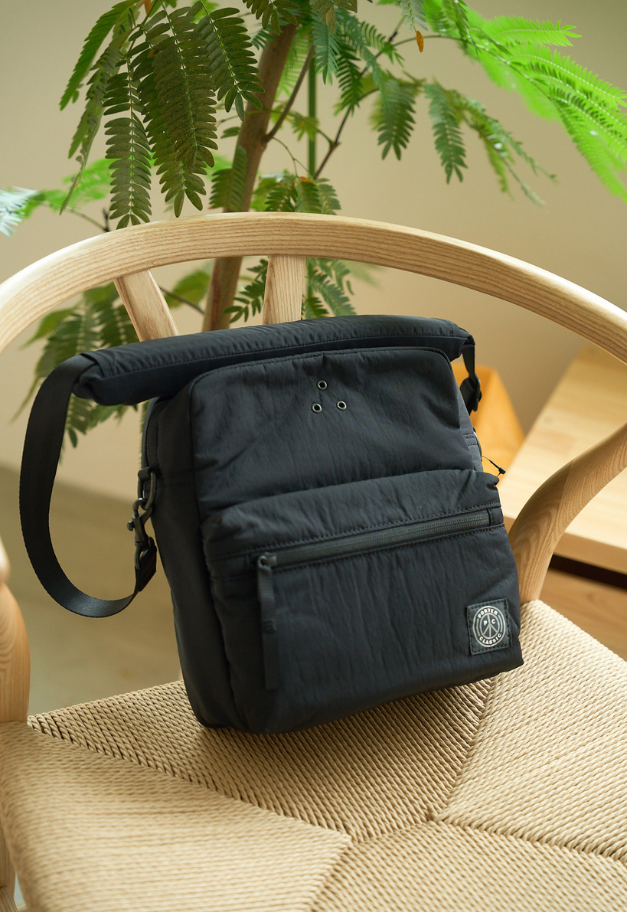 PORTER CLASSIC SHEEN NYLON NEWTON MINI SHOULDER BAG【残1点】