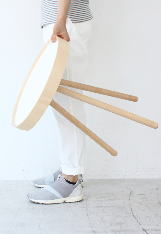 MOHEIM BY TRAY TABLE