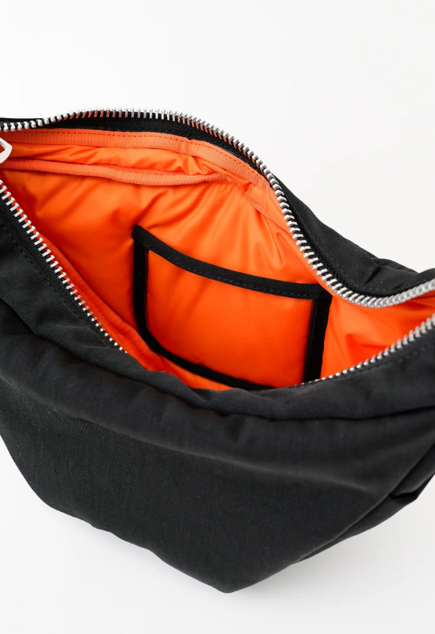 ITTI ANNIE PUFFER MINI MOON BAG/ACRYLIC CERATO BRIGHT【NEW MATERIAL/予約商品】