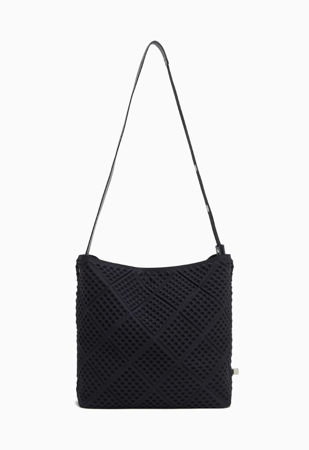 52 BY HIKARUMATSUMURA WAF-FUL ONE TOTE 2
