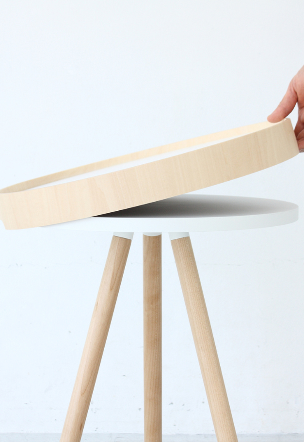 MOHEIM BY TRAY TABLE